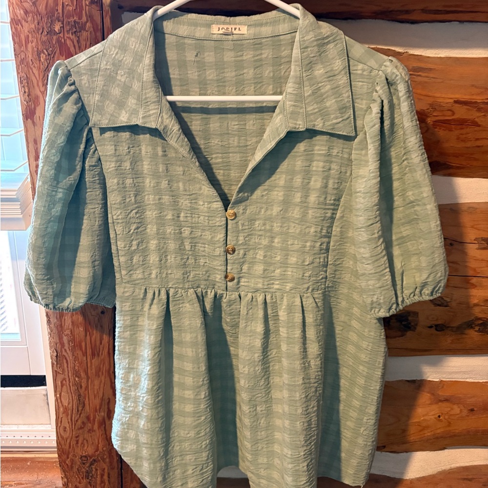 JODIFL Sage Green Puff Sleeve Blouse